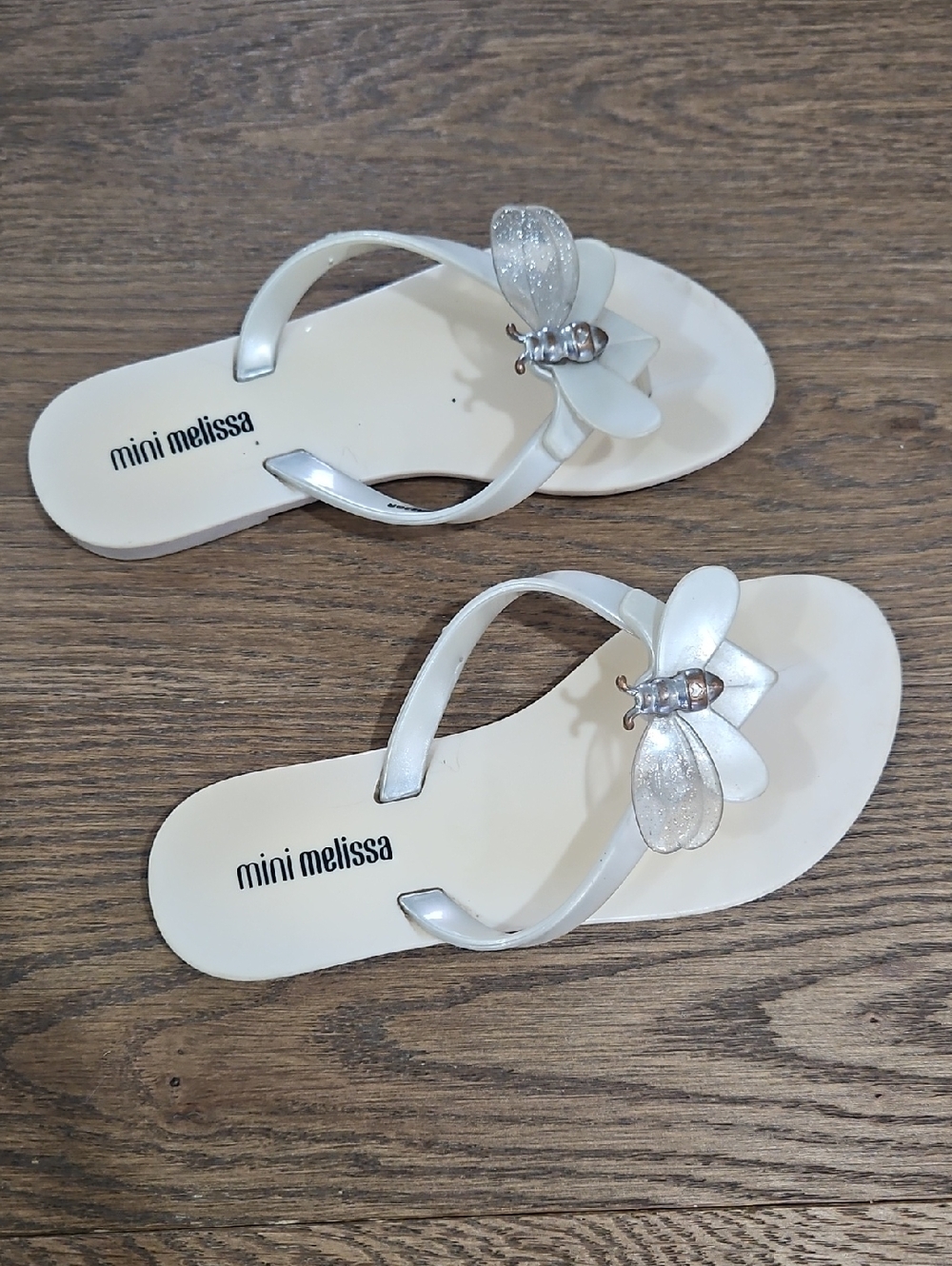 Mini Melissa White Girls' Bee Jelly Sandals with Silver Accents